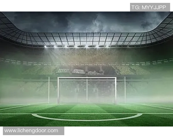 《回顾足球星世界2018：激情四溢的绿茵场与荣耀瞬间》