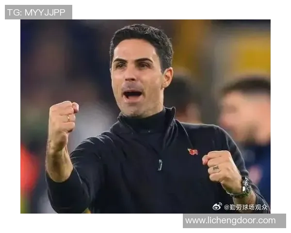 从球场到教练席:当足球巨星转型指挥官后的挑战与辉煌 从球场到教练席:当足球巨星转型指挥官后的挑战与辉煌