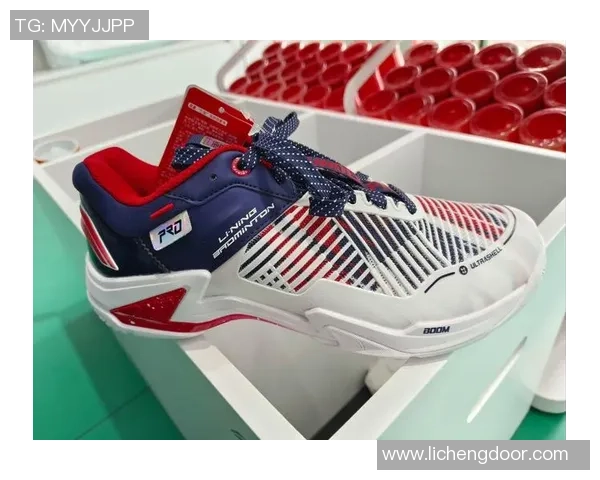 李宁球星系列足球鞋全新发布 打造专属定制脚感与性能提升 李宁球星系列足球鞋全新发布 打造专属定制脚感与性能提升