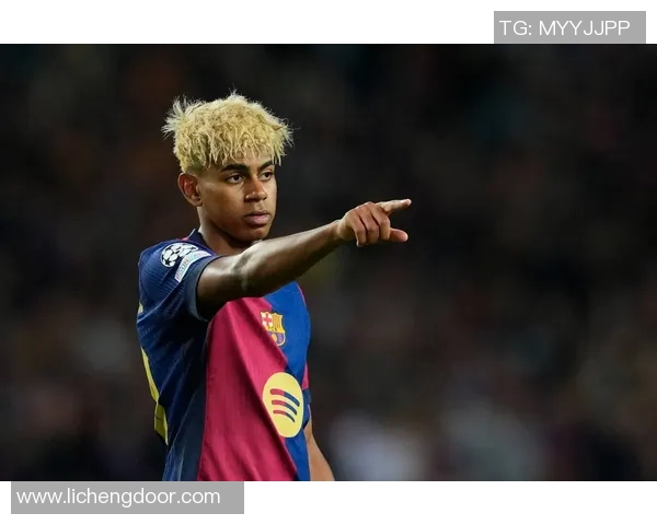 巴萨足球队代言球星全解析 从梅西到新生代巨星的风采与影响